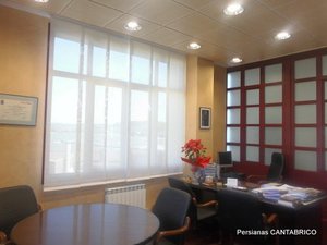 Panel japones en oficina