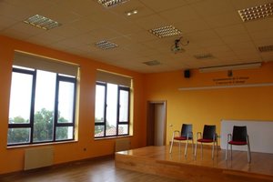 estores enrollables con manivela