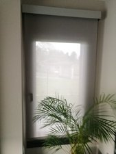 enrollables gris con Trazer