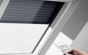 Persiana Exterior VELUX semiabierta