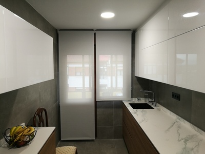 Enrollable Polyscreen en cocina