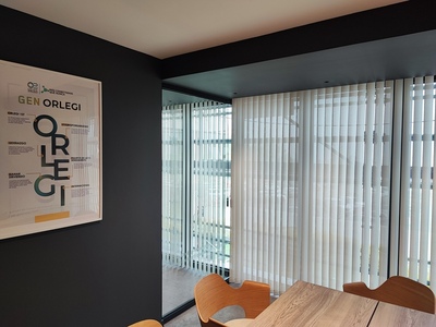 Cortina Vertical Tejido Polyscreen